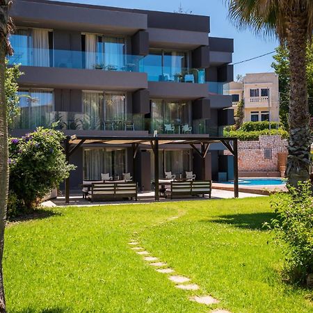 Icarus Hotel Kalamaki  Bagian luar foto