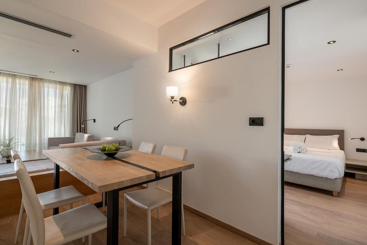 Icarus Hotel Kalamaki  Bagian luar foto