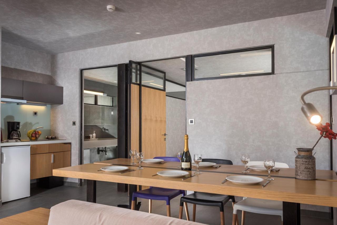 Icarus Hotel Kalamaki  Bagian luar foto