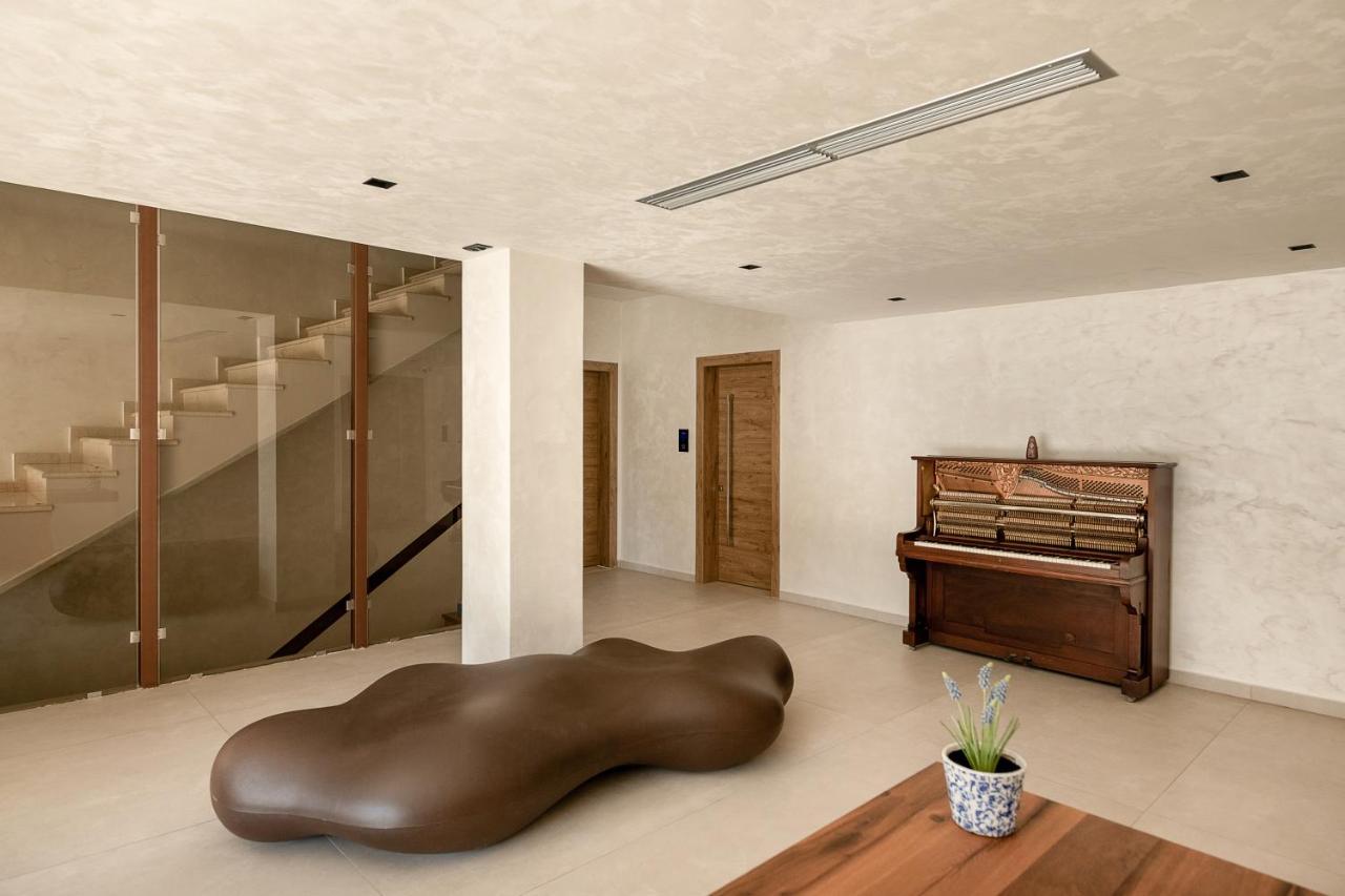 Icarus Hotel Kalamaki  Bagian luar foto