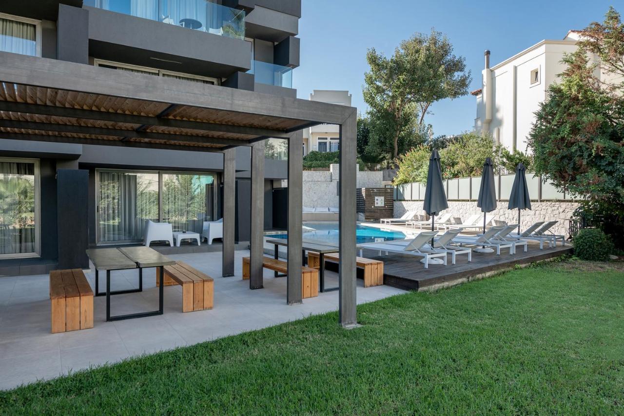 Icarus Hotel Kalamaki  Bagian luar foto