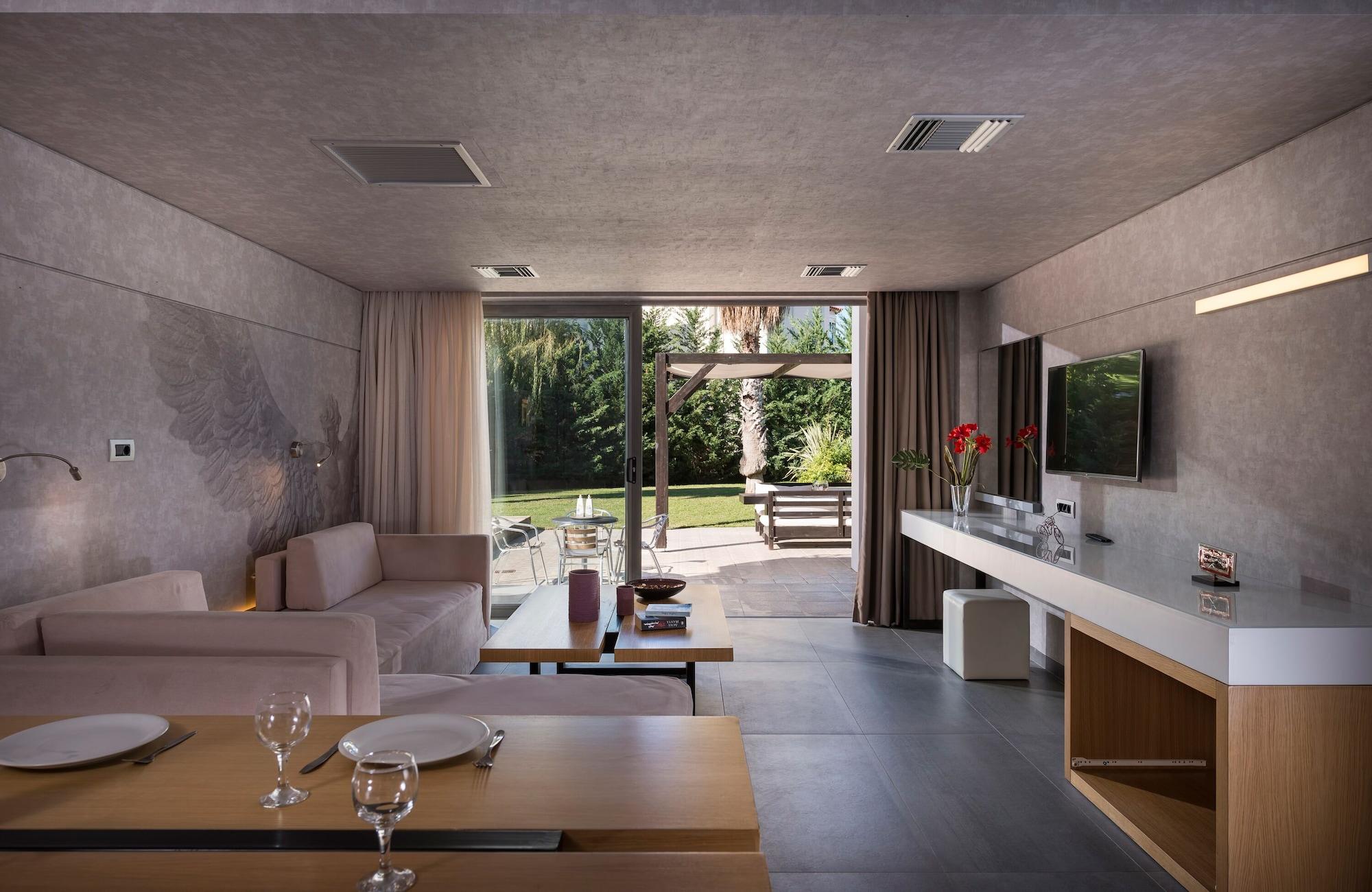 Icarus Hotel Kalamaki  Bagian luar foto