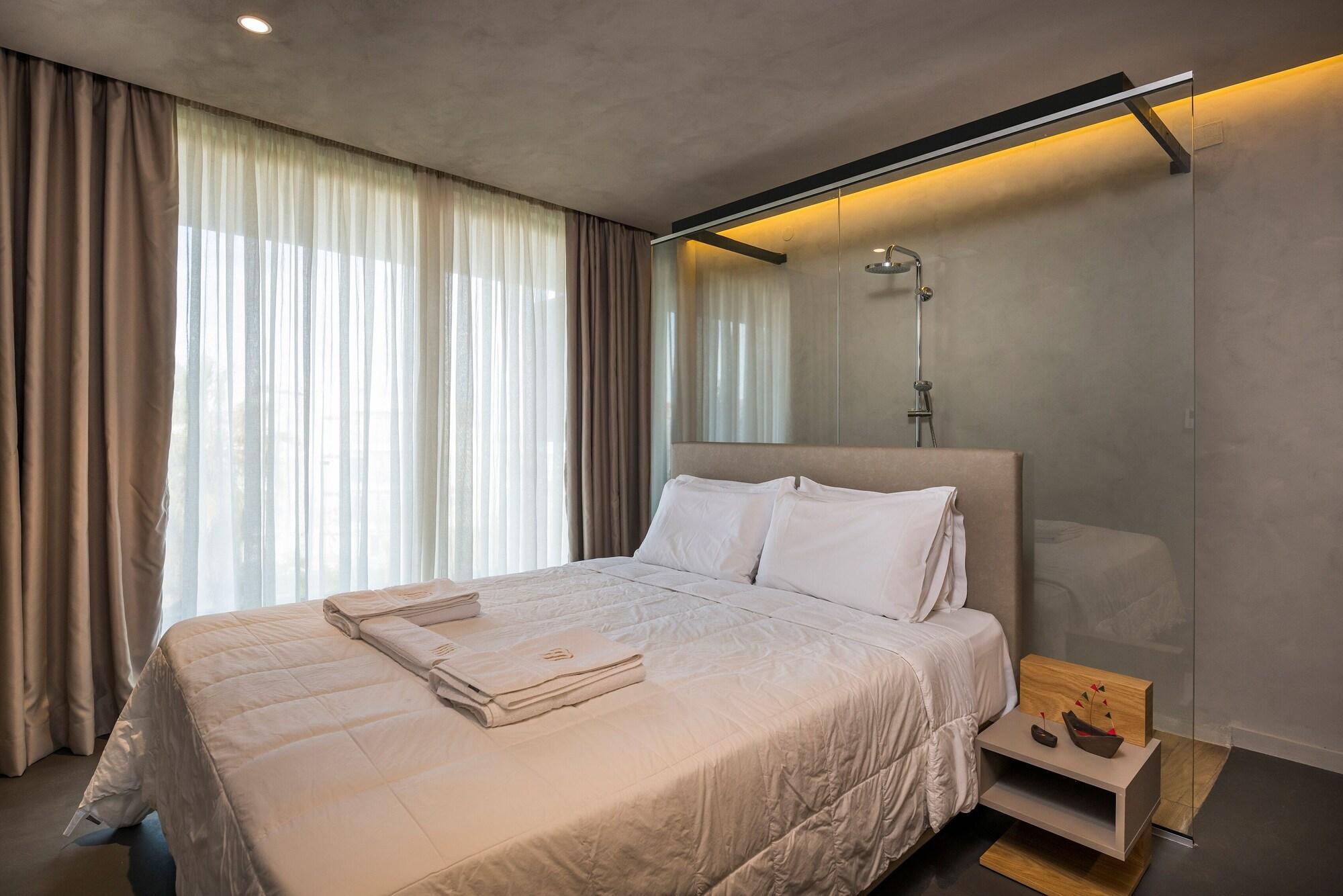 Icarus Hotel Kalamaki  Bagian luar foto