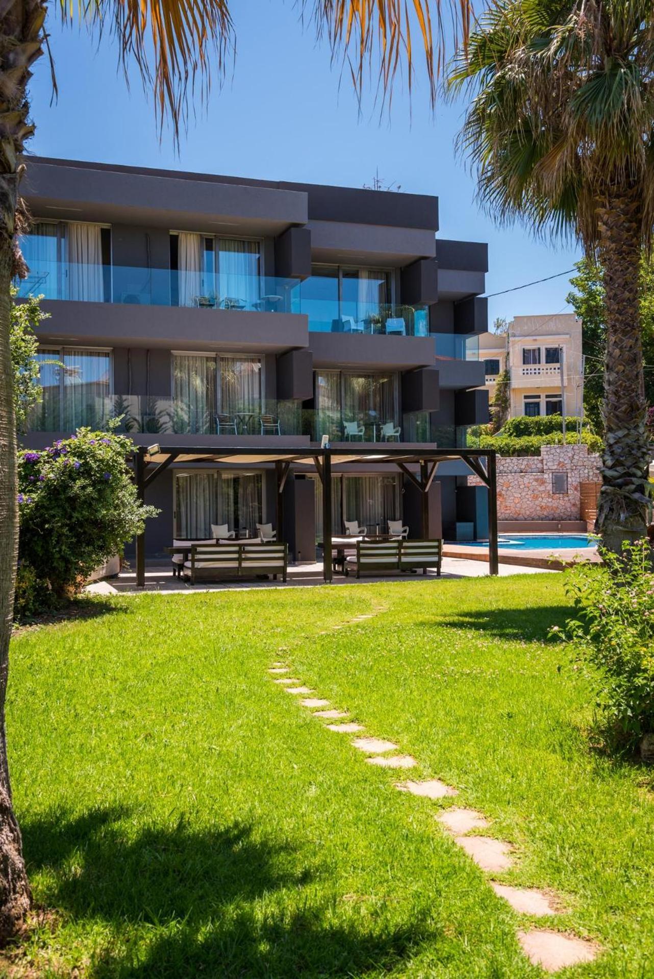 Icarus Hotel Kalamaki  Bagian luar foto