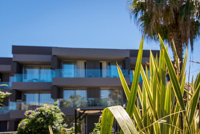 Icarus Hotel Kalamaki  Bagian luar foto