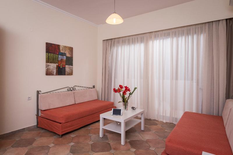 Icarus Hotel Kalamaki  Bagian luar foto