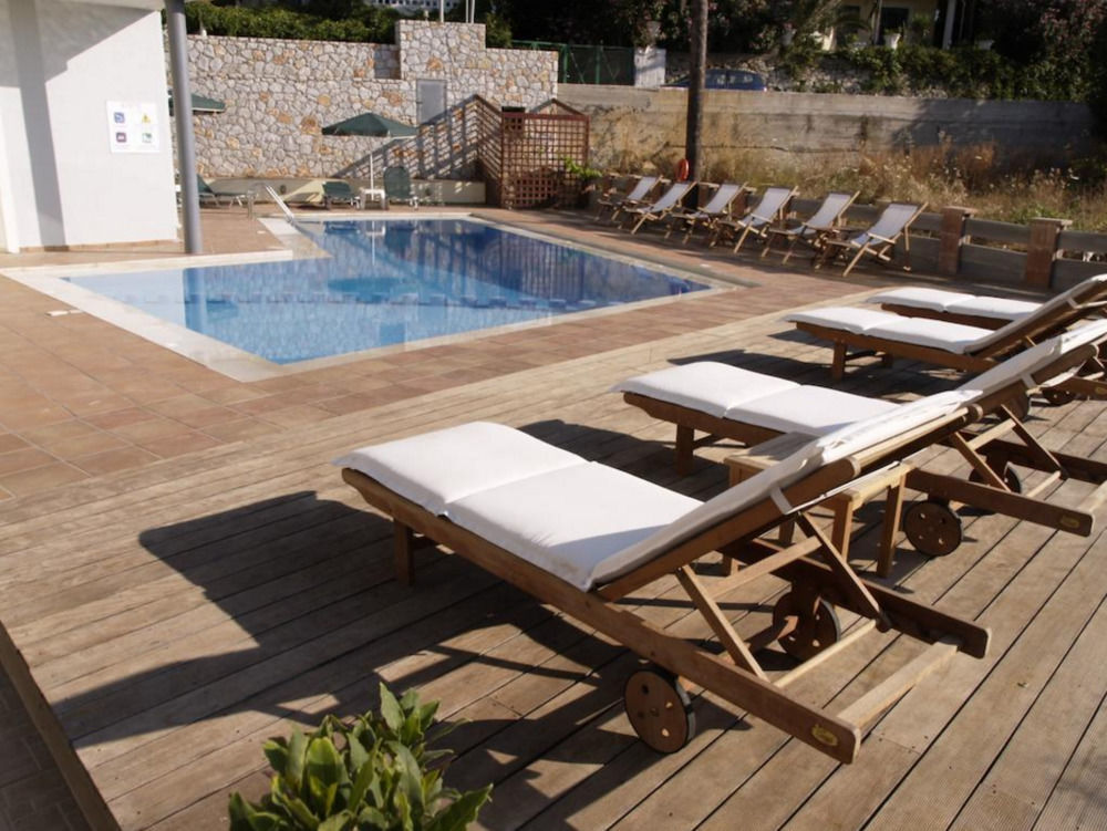 Icarus Hotel Kalamaki  Bagian luar foto